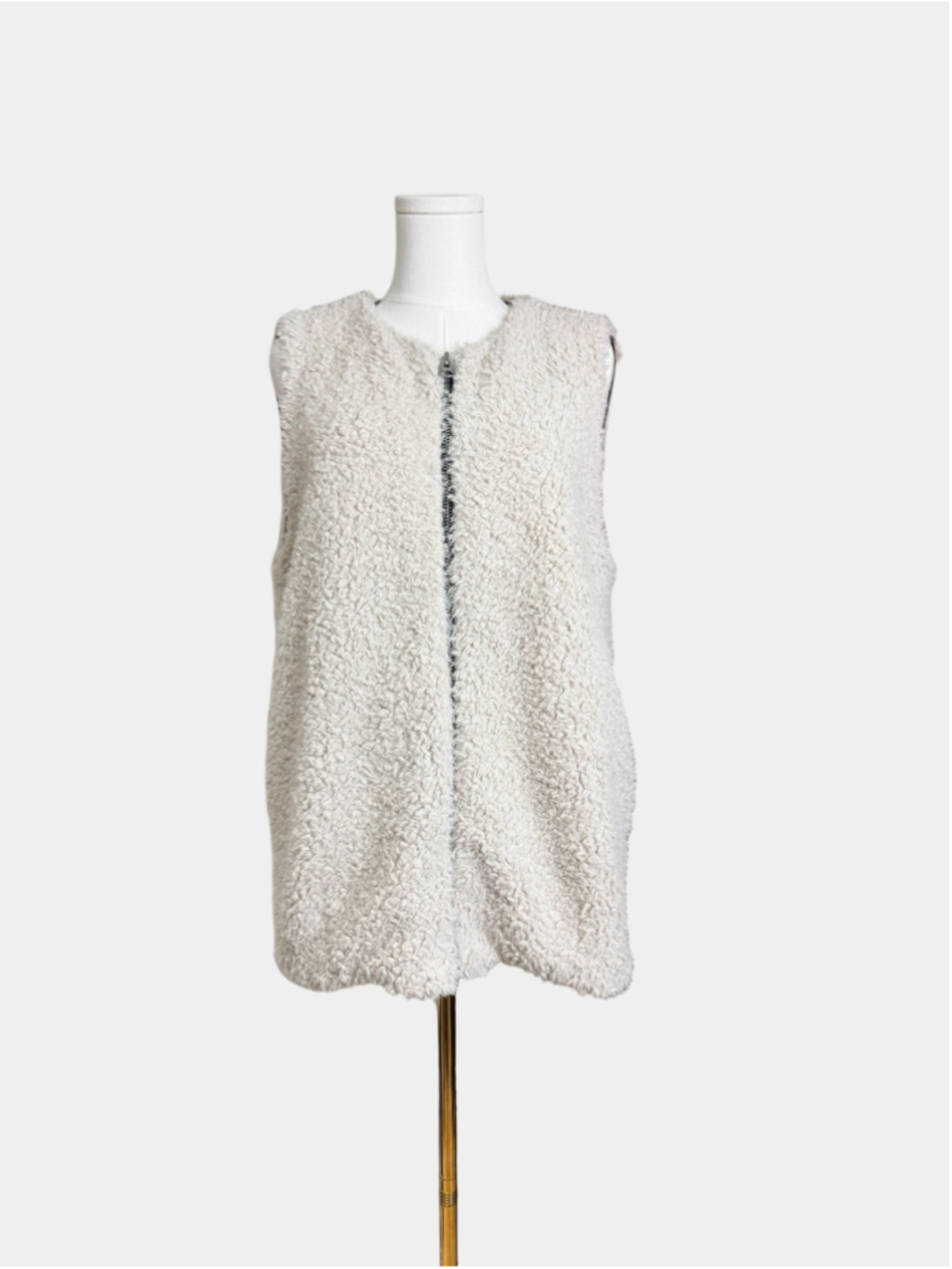 Aritzia WILFRED Chatou Sherpa Cream Vest, Casual Streetwear, Sz M - Picture 2 of 16